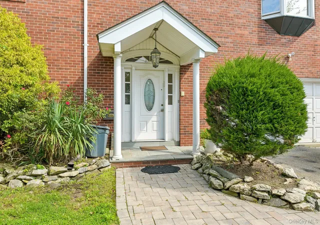 Photo 4 of Single family home for sale at 708 Park Ln, Hempstead, NY 11516 | MLS# 1060139 | Listing updated on 2026-10-08