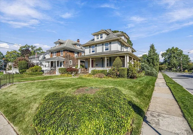 Photo 1 of Single family home for sale at 63 Shellbank Pl, Rockville Centre, NY 11570 | MLS# 1060141 | Listing updated on 2026-10-08