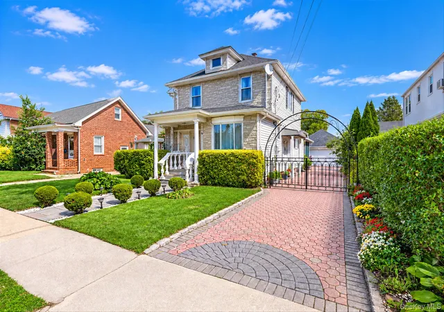 Photo 2 of Single family home for sale at 132 Herman Blvd, Hempstead, NY 11010 | MLS# 1060149 | Listing updated on 2026-10-08