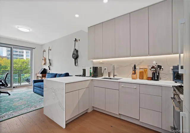 Photo 3 of Condo for sale at 379 Ocean Pkwy #3A, New York, NY 11218 | MLS# 1060158 | Listing updated on 2026-10-08