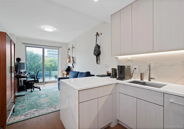 Photo 4 of Condo for sale at 379 Ocean Pkwy #3A, New York, NY 11218 | MLS# 1060158 | Listing updated on 2026-10-08