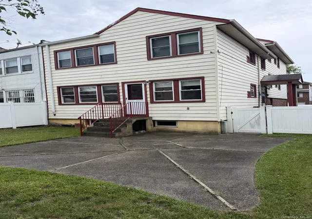 Photo 2 of House for sale at 221-51 59th Avenue, New York, NY 11364 | MLS# 1060160 | Listing updated on 2026-10-23