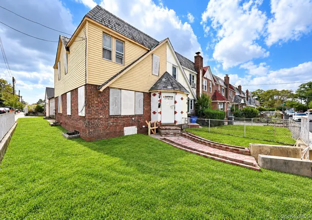 Photo 1 of Single family home for sale at 19920 115th Avenue, New York, NY 11412 | MLS# 1060172 | Listing updated on 2026-10-08