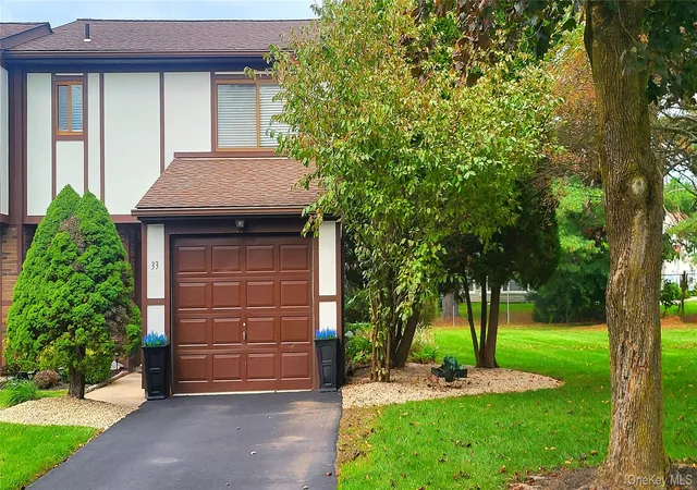 Photo 2 of Condo for sale at 33 Amber Ct, Poughkeepsie, NY 12603 | MLS# 1060192 | Listing updated on 2026-10-10