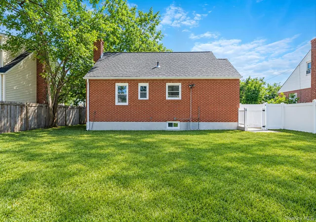 Photo 4 of Single family home for sale at 167 Stanton Blvd, Hempstead, NY 11553 | MLS# 1060197 | Listing updated on 2026-10-08