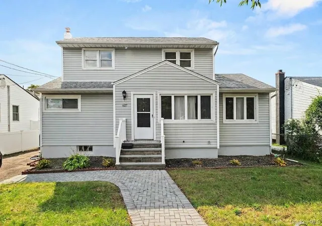 Single family home for sale at 607 N Monroe Ave, Babylon, NY 11757 | MLS# 1060207