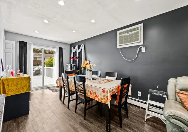 Photo 2 of Single family home for sale at 607 N Monroe Ave, Babylon, NY 11757 | MLS# 1060207 | Listing updated on 2026-10-08
