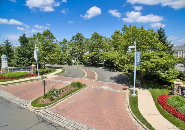 Photo 3 of Condo for sale at 1121 Round Pointe Dr, Haverstraw, NY 10927 | MLS# 1060209 | Listing updated on 2026-10-18
