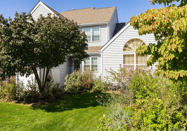 Photo 1 of Single family home for sale at 86 Turnberry Ct, Poughkeepsie, NY 12603 | MLS# 1060212 | Listing updated on 2026-10-10