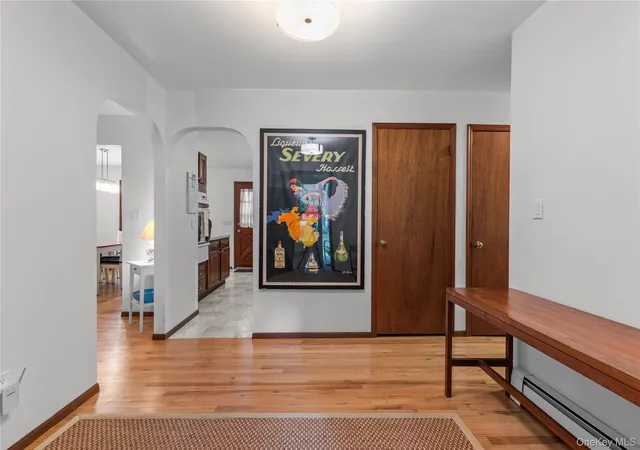 Photo 1 of Single family home for sale at 600 Water Ml Towd Rd, Southampton, NY 11968 | MLS# 1060227 | Listing updated on 2026-10-22