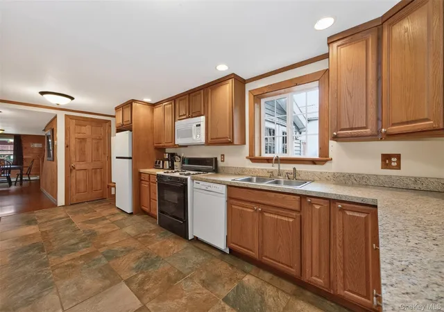 Photo 3 of Single family home for sale at 14601 Main St, Prattsville, NY 12468 | MLS# 1060231 | Listing updated on 2026-10-09