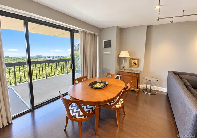 Photo 4 of House for sale at 27010 Grand Central Pkwy #28H, Floral Park, NY 11005 | MLS# 1060250 | Listing updated on 2026-10-09