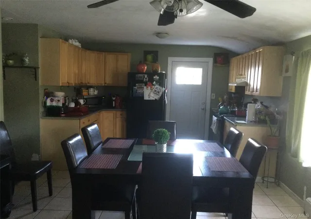 Photo 3 of Single family home for sale at 438 Mayflower Ave, Islip, NY 11717 | MLS# 1060267 | Listing updated on 2026-10-08