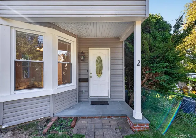 Photo 2 of Single family home for sale at 2 Austral Ave, Glen Cove, NY 11542 | MLS# 1060270 | Listing updated on 2026-10-08