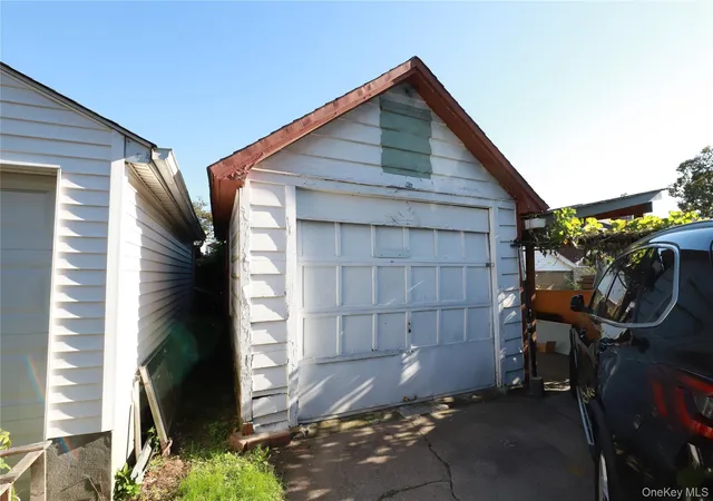 Photo 3 of House for sale at 137-58 Kalmia Ave, Flushing, NY 11355 | MLS# 1060271 | Listing updated on 2026-10-08
