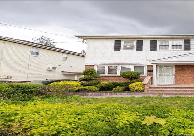 Photo 1 of Single family home for sale at 147 19 259th Street, Rosedale, NY 11422 | MLS# 1060281 | Listing updated on 2026-10-08