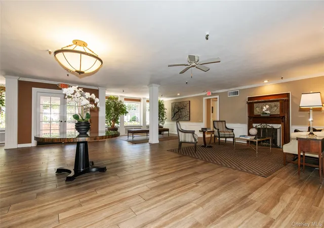 Photo 2 of Condo for sale at 21 Chapel Pl #3J, Great Neck, NY 11021 | MLS# 1060297 | Listing updated on 2026-10-11
