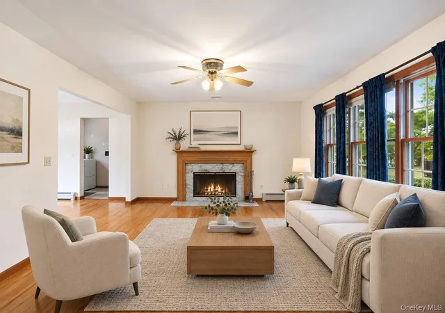 Photo 2 of Single family home for sale at 2380 Laurel Ave, Southold, NY 11971 | MLS# 1060305 | Listing updated on 2026-10-23