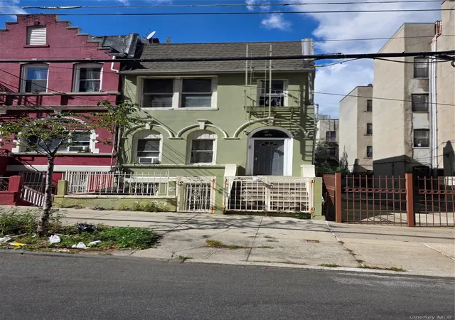 Photo 1 of Multi family home for sale at 725 Eagle Ave, Bronx, NY 10455 | MLS# 1060327 | Listing updated on 2026-10-08