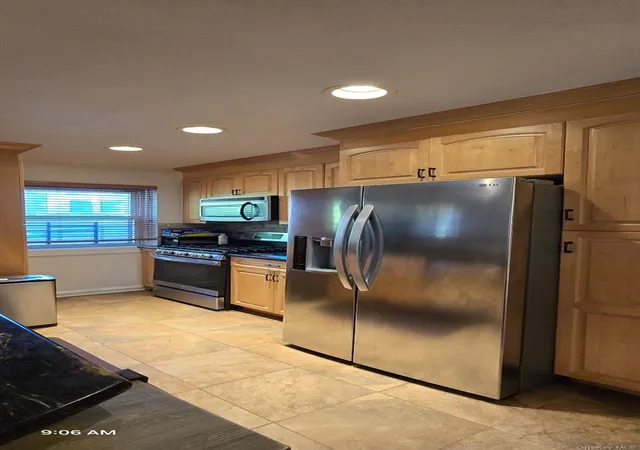 Listing Photo 3 - Condo for sale in building located at 36-30 213Th St, New York, NY 11361 - Unit #2B
