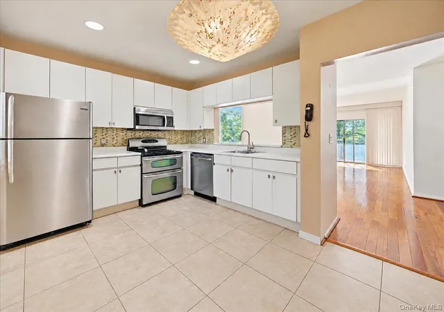 Listing Photo 1 - Condo for sale in building located at 618 Louisiana Ave, Brooklyn, NY 11239 - Unit #2