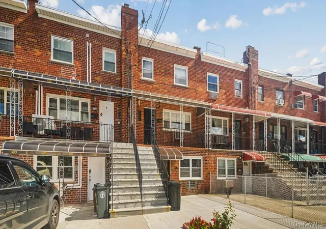 Photo 3 of House for sale at 2726 Hone Ave, Bronx, NY 10469 | MLS# 1060399 | Listing updated on 2026-10-08