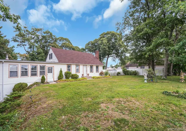 Photo 3 of Manufactured home for sale at 79 Wicks Rd, Commack, NY 11725 | MLS# 1060409 | Listing updated on 2026-10-08