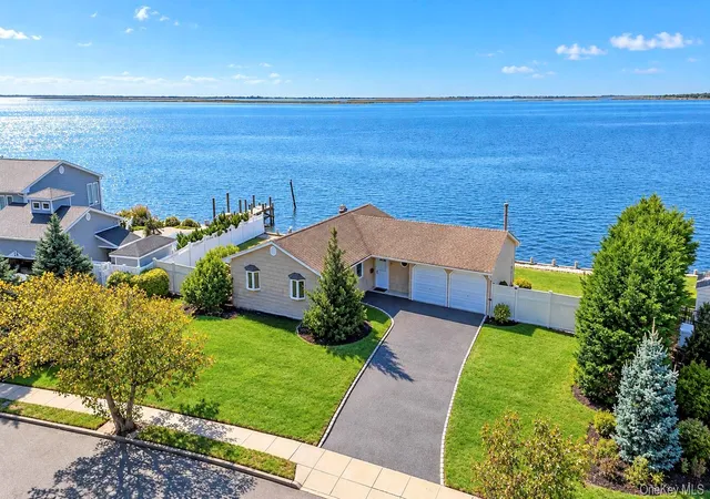 Photo 4 of Single family home for sale at 41 Shore Dr W, Copiague, NY 11726 | MLS# 1060416 | Listing updated on 2026-10-09