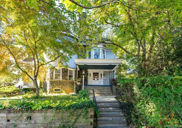Photo 4 of Single family home for sale at 257 And 253 Park Hl Ave, Yonkers, NY 10705 | MLS# 1060418 | Listing updated on 2026-10-29