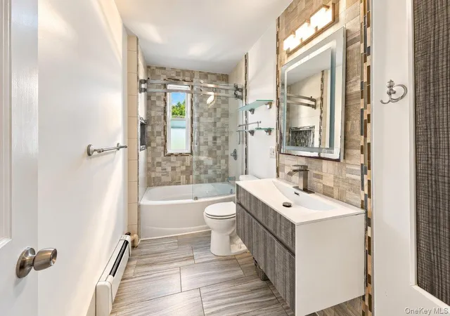 Photo 4 of Single family home for sale at 19411 Station Rd, Flushing, NY 11358 | MLS# 1060419 | Listing updated on 2026-10-10