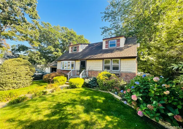 Photo 2 of Single family home for sale at 2306 Fowler St, Hempstead, NY 11710 | MLS# 1060420 | Listing updated on 2026-10-09