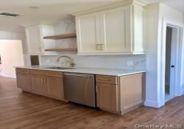 Photo 3 of Single family home for sale at 93 Eaton Ln, West Islip, NY 11795 | MLS# 1060430 | Listing updated on 2026-10-08