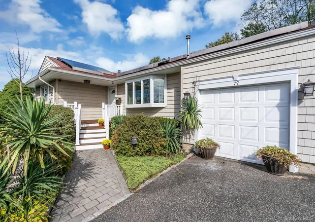 Photo 3 of Single family home for sale at 77 Jenkins Ave, Babylon, NY 11703 | MLS# 1060470 | Listing updated on 2026-10-25