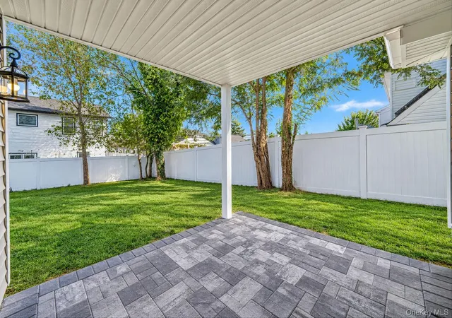 Photo 3 of Single family home for sale at 110 Bayberry Ln, Levittown, NY 11756 | MLS# 1060478 | Listing updated on 2026-10-08