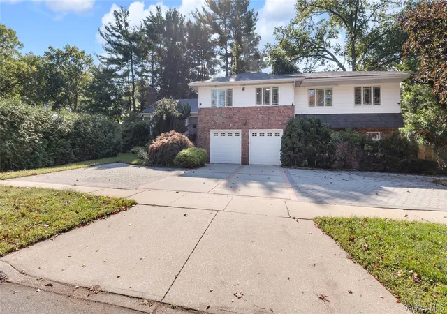 Photo 1 of Single family home for sale at 78 Poplar St, Garden City, NY 11530 | MLS# 1060484 | Listing updated on 2026-10-08
