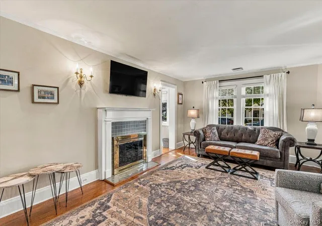 Photo 3 of Single family home for sale at 39 Euston Rd, Hempstead, NY 11530 | MLS# 1060489 | Listing updated on 2026-10-18