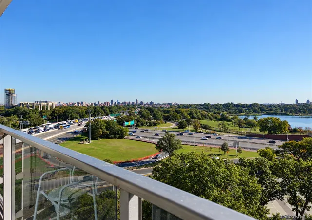 Photo 4 of House for sale at 61-20 Grand Central Pkwy #C1102, Forest Hills, NY 11375 | MLS# 1060510 | Listing updated on 2026-10-08