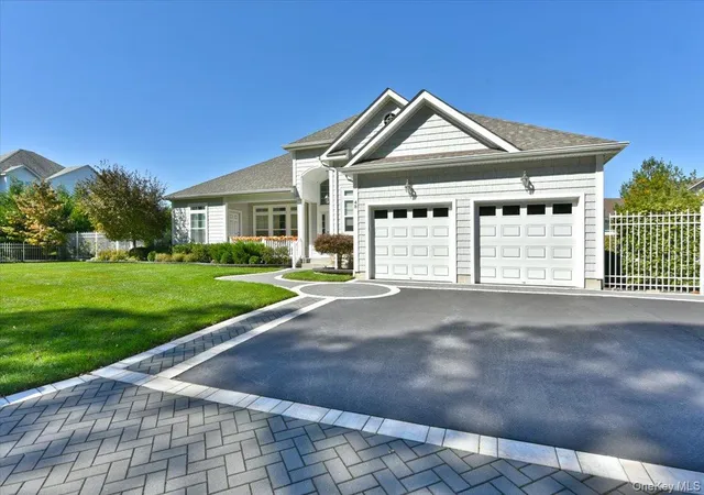 Photo 3 of Single family home for sale at 48 Wildflower Dr, Ridge, NY 11961 | MLS# 1060543 | Listing updated on 2026-10-08