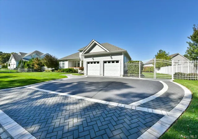 Photo 3 of Single family home for sale at 48 Wildflower Dr, Ridge, NY 11961 | MLS# 1060543 | Listing updated on 2026-10-09