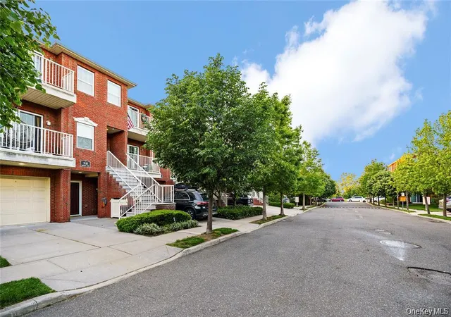 Condo for sale at 319 Endeavor Pl #43, College Point, NY 11356 | MLS# 1060564