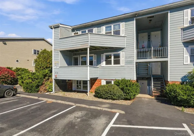 Listing Photo 2 - Condo for sale in building located at 216 W, Pleasant Valley, NY 12569 - Unit #61