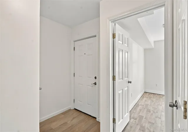Listing Photo 4 - Condo for sale in building located at 216 W, Pleasant Valley, NY 12569 - Unit #61