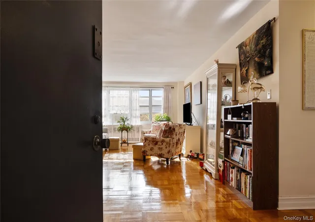 Photo 4 of House for sale at 3935 Blackstone Ave #5E, New York, NY 10471 | MLS# 1060624 | Listing updated on 2026-10-23
