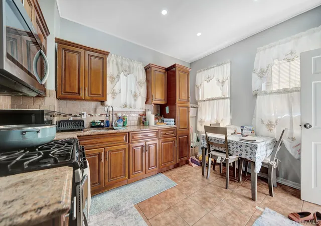 Photo 4 of House for sale at 10526 131st Street, New York, NY 11419 | MLS# 1060636 | Listing updated on 2026-10-11