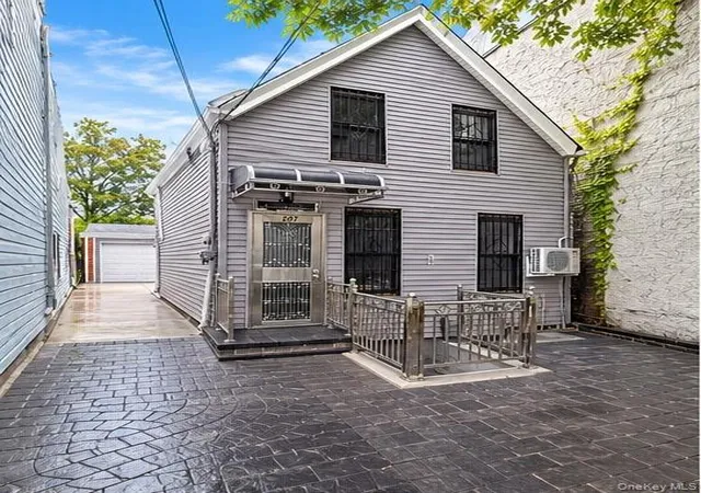 Photo 1 of Single family home for sale at 207 Bradford St, Brooklyn, NY 11207 | MLS# 1060638 | Listing updated on 2026-10-08