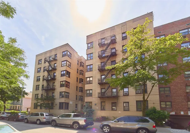 Photo 3 of Condo for sale at 2962 Decatur Ave #4D, New York, NY 10458 | MLS# 1060648 | Listing updated on 2026-10-10