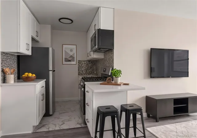 Photo 3 of Condo for sale at 39 60 54th Street #9W, New York, NY 11377 | MLS# 1060688 | Listing updated on 2026-10-09
