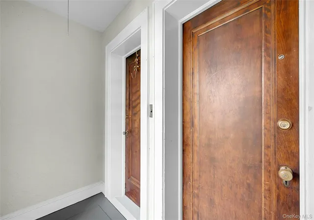 Photo 4 of House for sale at 7 Holland Ave, Sleepy Hollow, NY 10591 | MLS# 1060733 | Listing updated on 2026-10-22