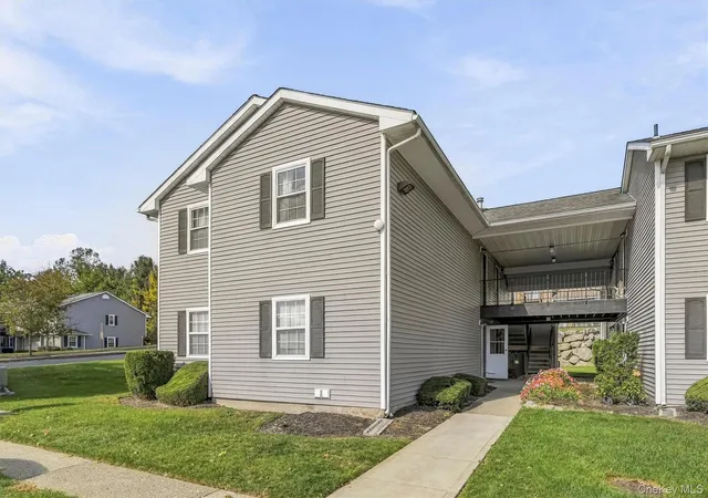 Photo 4 of Condo for sale at 100 Hillside Dr #B10, Middletown, NY 10941 | MLS# 1060749 | Listing updated on 2026-10-20