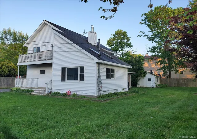 Photo 1 of Single family home for sale at 12 W Narcissus Rd, Mastic Beach, NY 11951 | MLS# 1060753 | Listing updated on 2026-10-09